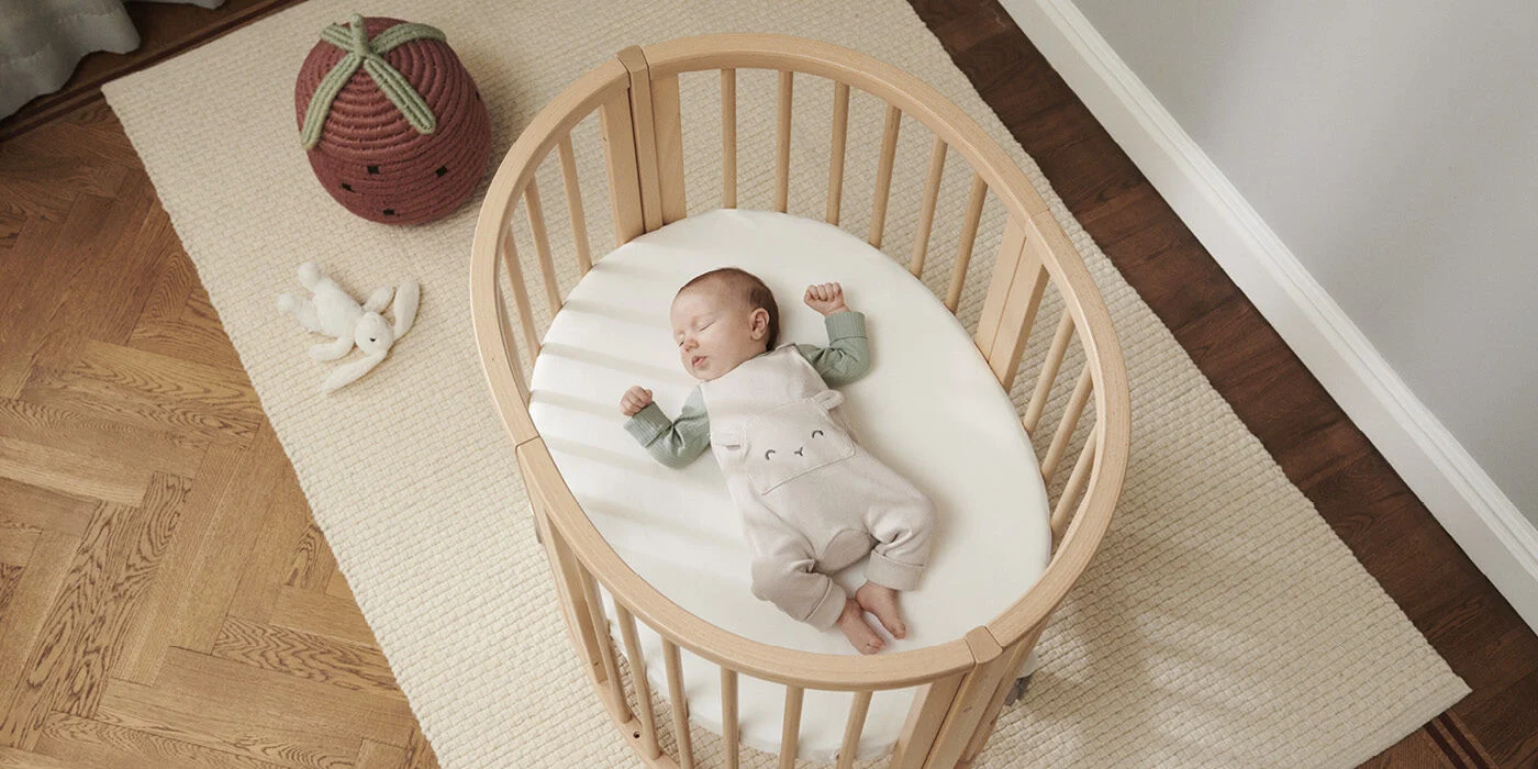 Stokke Sleepi Mini Fitted Sheet Flower Ecru OCS - Image 4