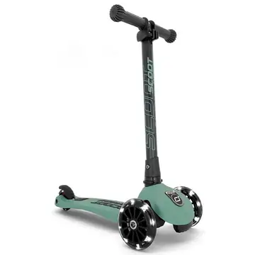 Scoot & Ride Highwaykick 3 LED scooter Forest (green) color